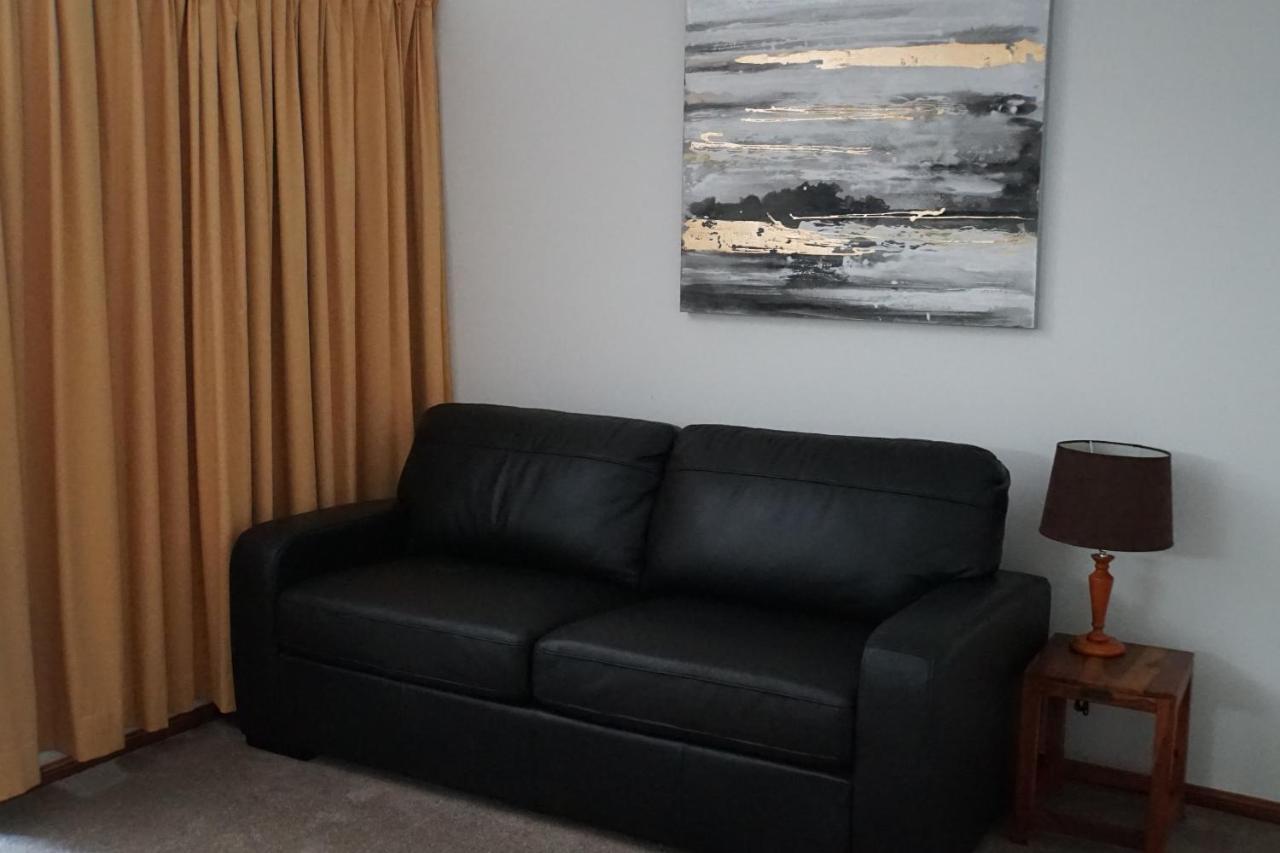Airlie Seaview Apartments Airlie Beach Exterior foto