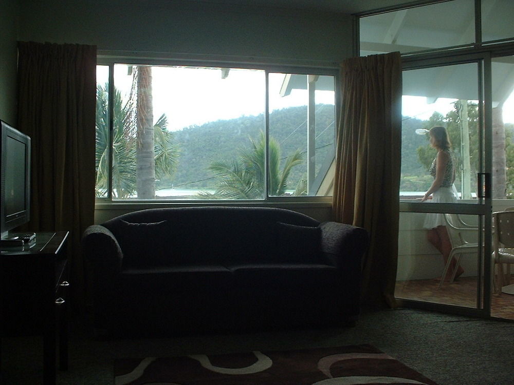 Airlie Seaview Apartments Airlie Beach Exterior foto